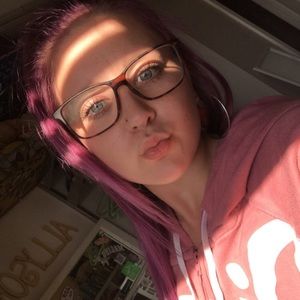 Meet your Posher, Kendall